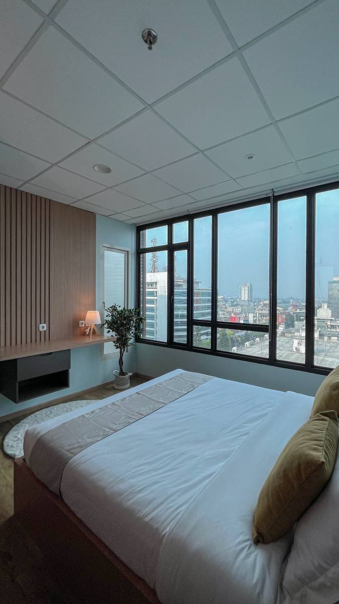 Portofolio Firm Associates 1